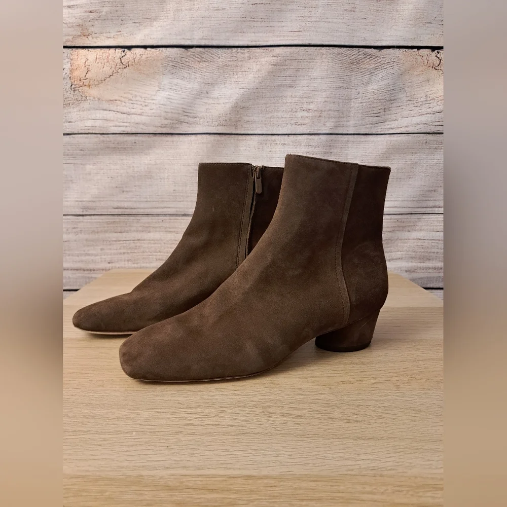 Vince Brown Suede Ankle Boots - Picture 3 of 10